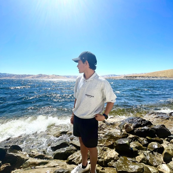 Profile Picture of Fernando Rojas (@fernandokasper) on Poshmark