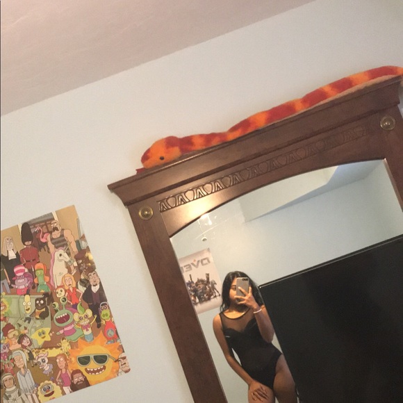 Profile Picture of Hailey Laloo (@hailey4243) on Poshmark