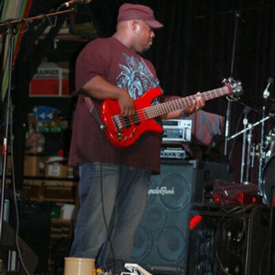 Profile Picture of Ken Edmonds (@mrlotusonbass) on Twitter