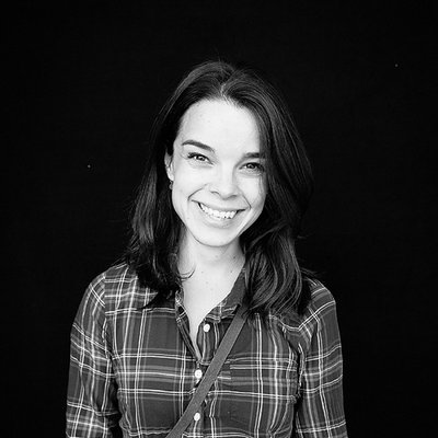 Profile Picture of Julia Barber (@seaofsteps) on Twitter