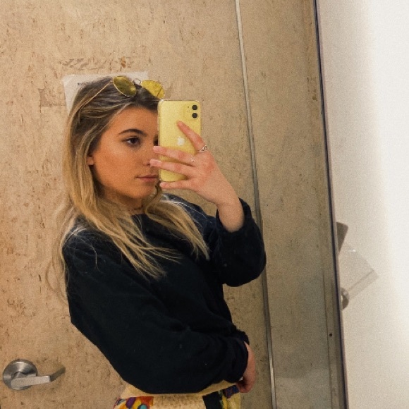 Profile Picture of Sophia Griffiths (@sophiagriff) on Poshmark