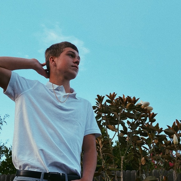 Profile Picture of Lucas Ahnen (@lucasahnen) on Poshmark