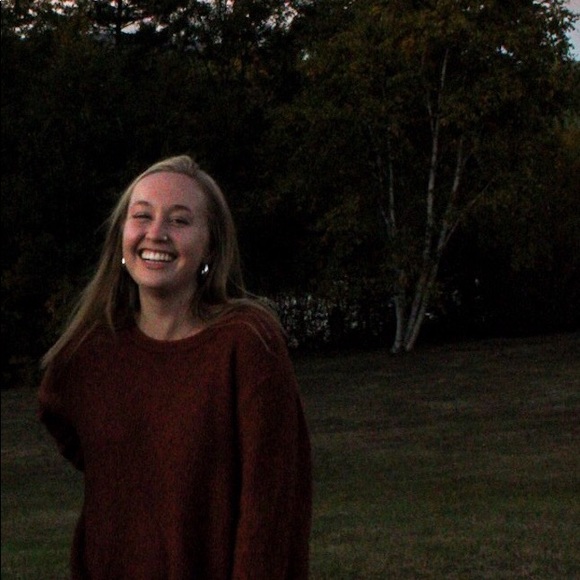 Profile Picture of Madi Bantz (@madi_bantz) on Poshmark
