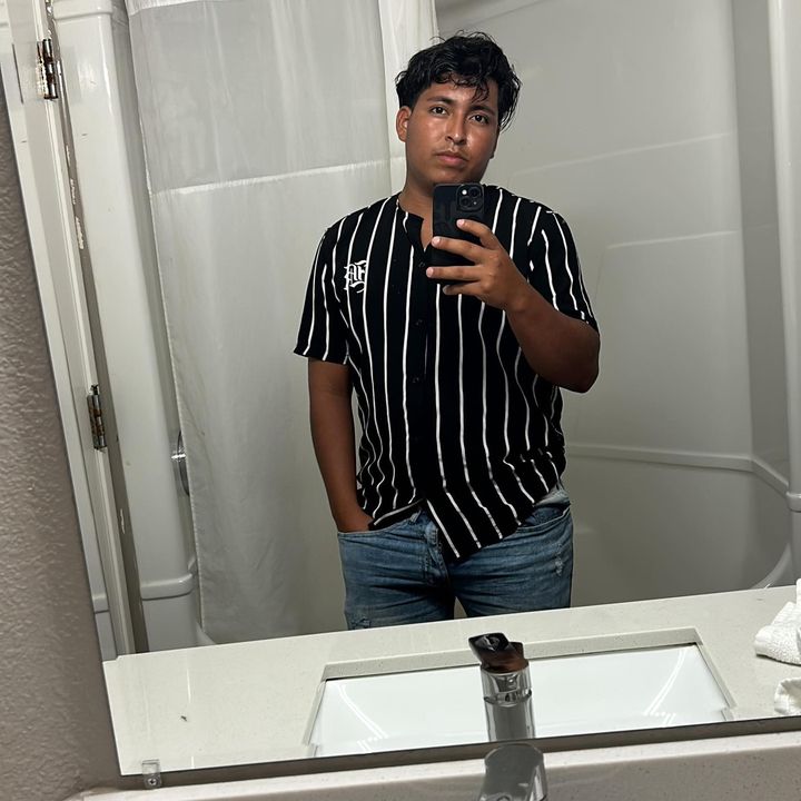 Profile Picture of Isaacduenas.com (@502erwinomar) on Tiktok