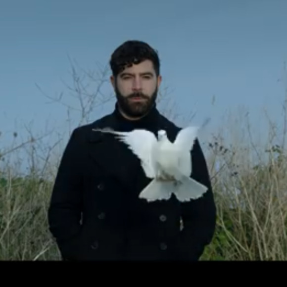 Profile Picture of Larry Leesard (@lavonfuego) on Poshmark