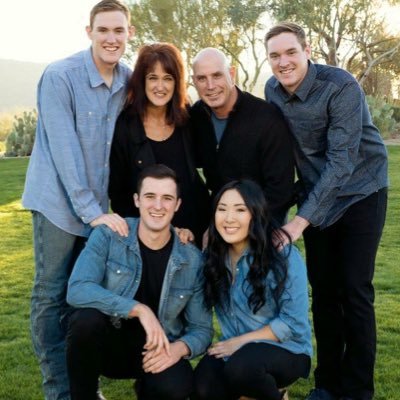 Profile Picture of Scott Coughlin (@papacoggs63) on Twitter