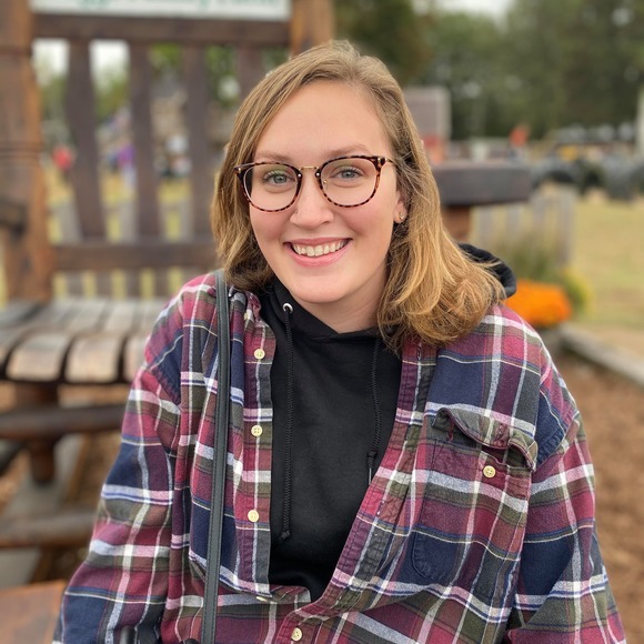 Profile Picture of Lily Horstmeyer (@liljimmeyyy) on Poshmark