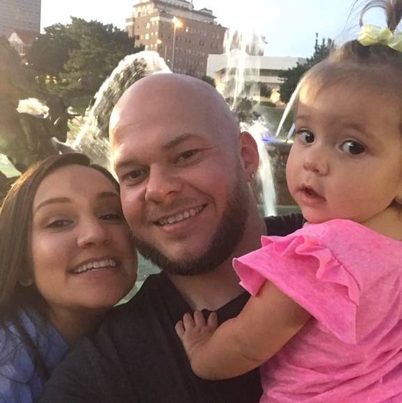 Rob Mc cullough - Poshmark Profile Picture of Rob Mc cullough (@robmc30kc) on Poshmark