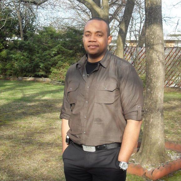 Profile Picture of Dimitri Jackson (@theloverbeing) on Poshmark