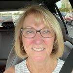 Profile Picture of Renee Larson (@renee.larson.58) on Instagram