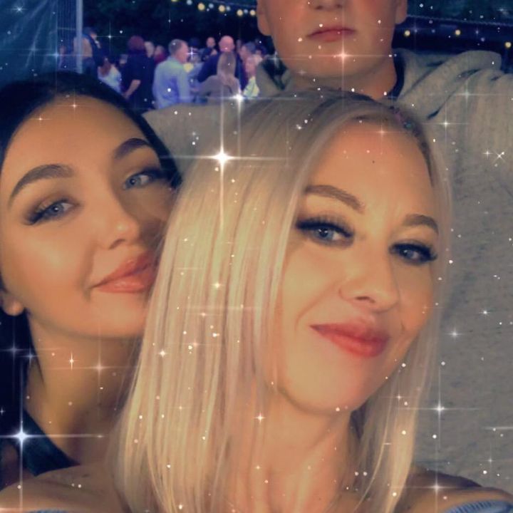 Profile Picture of Louise Weeks (@@louiseweeks2) on Tiktok