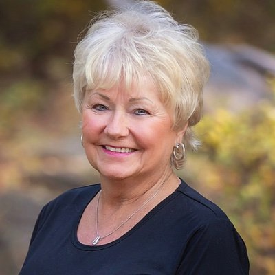 Profile Picture of Shelley Dolan (@ShelleyDolan3) on Twitter