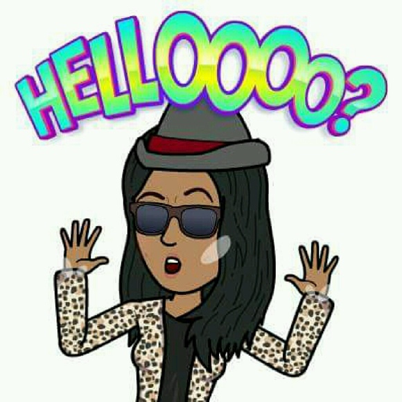 Profile Picture of Julianny Espinal (@julianny21) on Poshmark