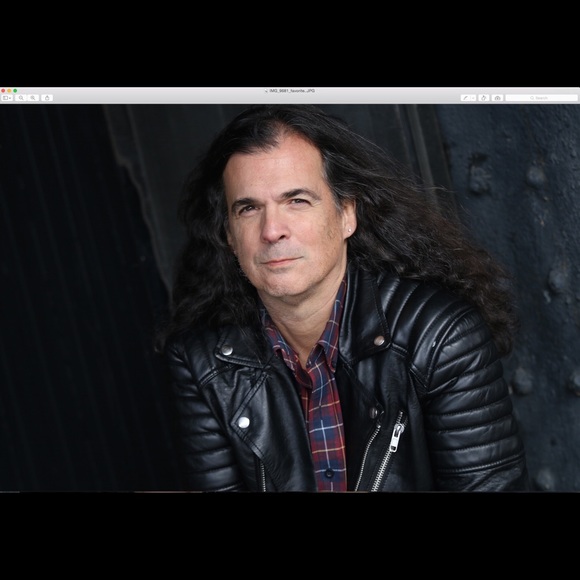 Profile Picture of Thomas Pryor (@actortom1138) on Poshmark