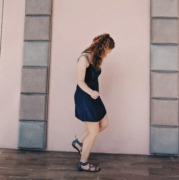 Profile Picture of Rebeka Stadem (@rebekastadem) on Poshmark