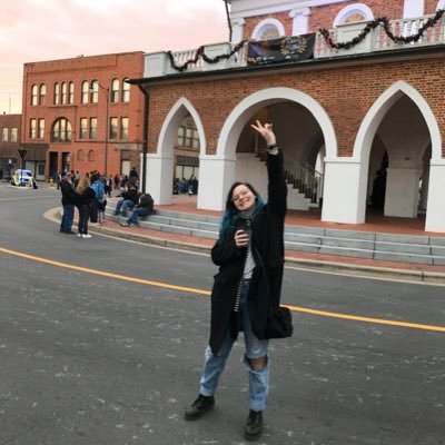 Profile Picture of Jean (@JennaBradburn) on Twitter