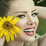 Profile Picture of با ما بهترین شو خانمی (@arayesh_khanomi) on Instagram