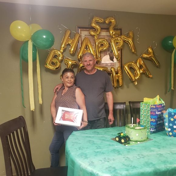 Profile Picture of Lorena Zaragoza (@lorenazara69) on Poshmark