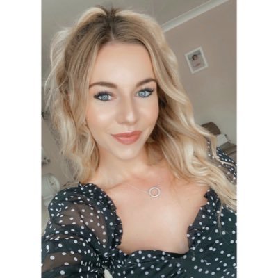 Profile Picture of Laura Kaye 💫✨ (@laurakaye_17) on Twitter