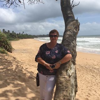 Profile Picture of Sue Tinker (@sue.tinker.5) on Facebook