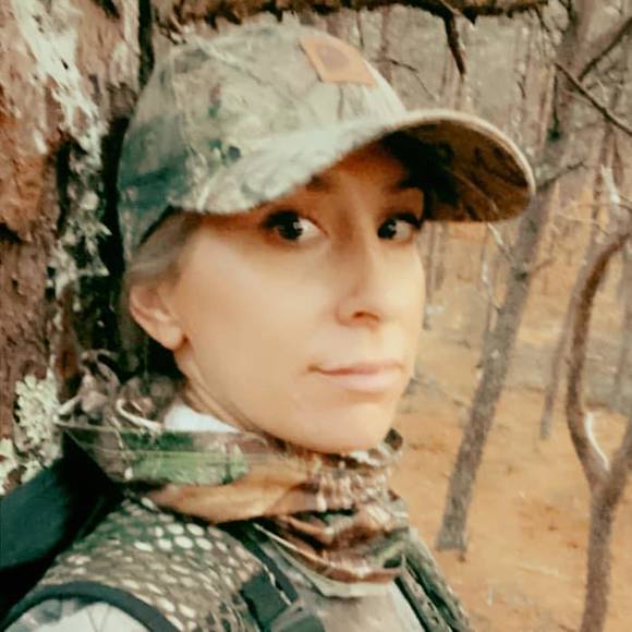Profile Picture of Amy Taber (@ataber13) on Poshmark