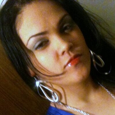 Profile Picture of ROSA PINEIRO (@PELINEGRA2011) on Twitter