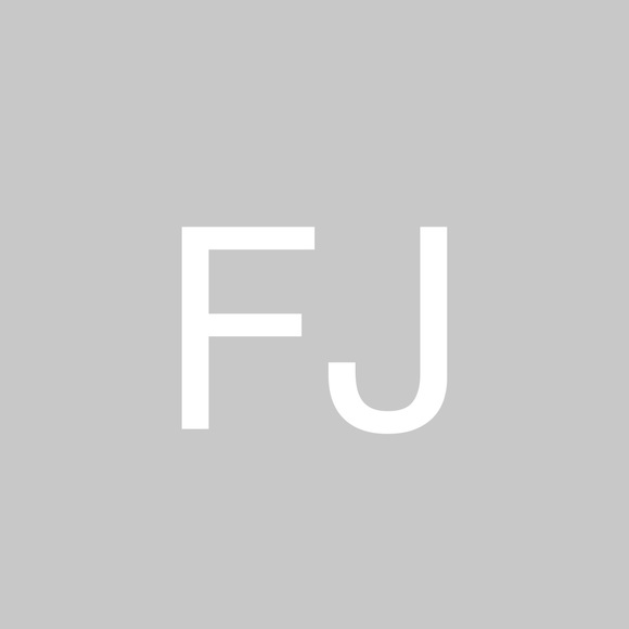 Profile Picture of Frankt Jessxf (@ffgdfe554) on Poshmark