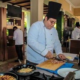 Profile Picture of Alex Rebollo (@ChefRebollo) on Twitter