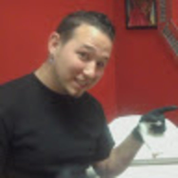 Zerb Zerbe - Poshmark Profile Picture of Zerb Zerbe (@adbzfan) on Poshmark