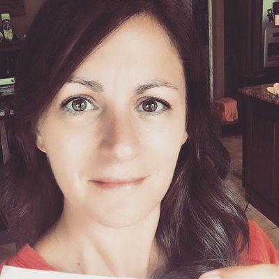 Profile Picture of Jennifer Mosher (@JenniferMosher1) on Twitter