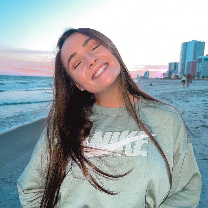 Profile Picture of Jillian Davidson (@@j.davidson19) on Tiktok