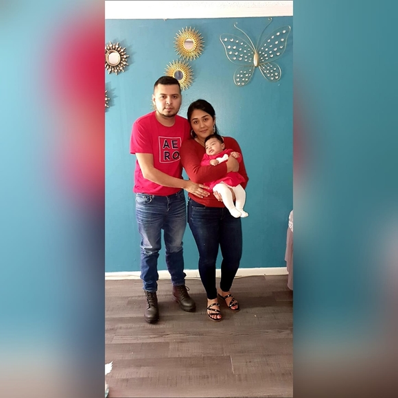 Profile Picture of Cesia Alcántara (@damariswq1_2012) on Poshmark