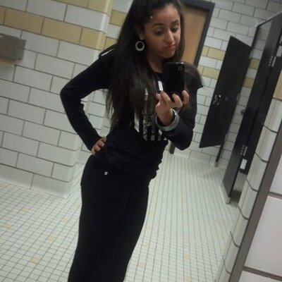 Profile Picture of Nancy Atieh (@Nancy182011) on Twitter