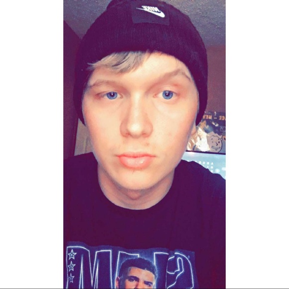 Profile Picture of Jacob Hack (@jacobrhack) on Poshmark