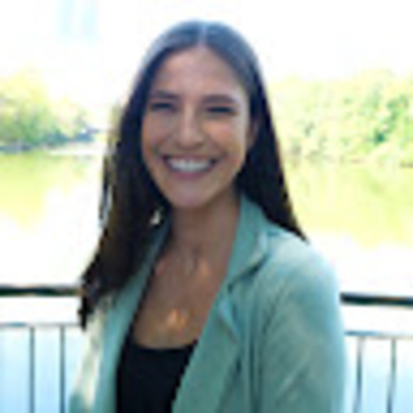 Profile Picture of Jamie Weisberger (@jamieweisber314) on Poshmark