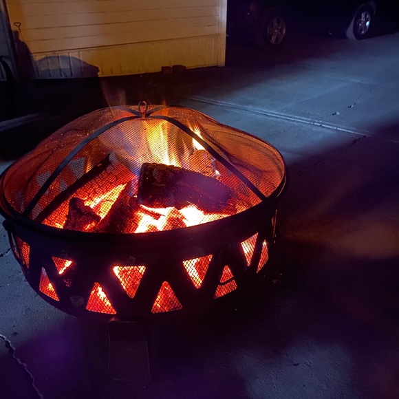 Profile Picture of Nancy Stish (@nancy_stish) on Poshmark