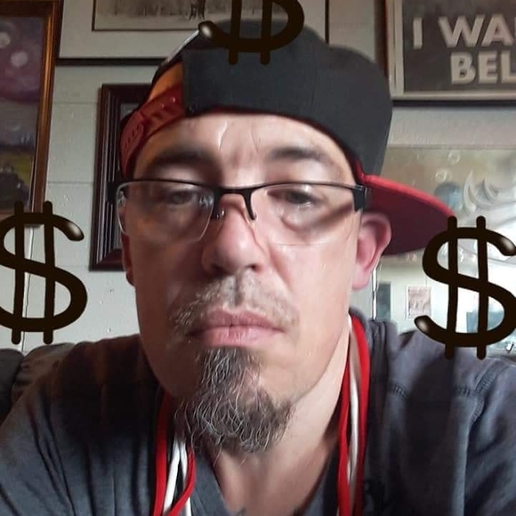 Profile Picture of Nathan Wade (@nathanwade436) on Poshmark