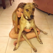 Profile Picture of Caitlin McCully (@caitlinmccully) on Youtube