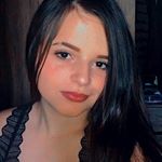 Profile Picture of Júlia Alves 🏄🏻‍♀️ (@juliaalvesrs) on Instagram
