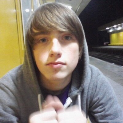 Profile Picture of Iain Coyle (@shmiain) on Twitter