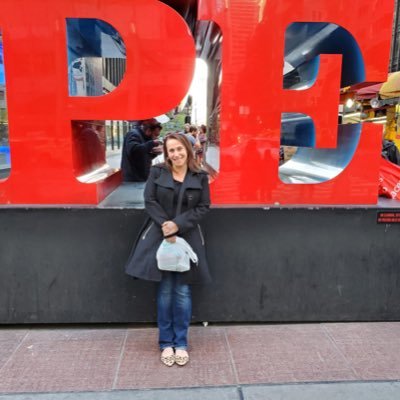 Profile Picture of Jennifer Scuderi (@PositivityinPE) on Twitter
