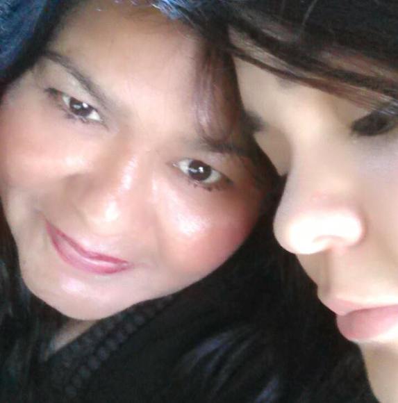 Profile Picture of Eloisa Hernandez (@maria04201972) on Poshmark