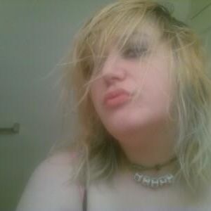 Profile Picture of Gabrielle Harmon (@unicornsarepimp) on Myspace