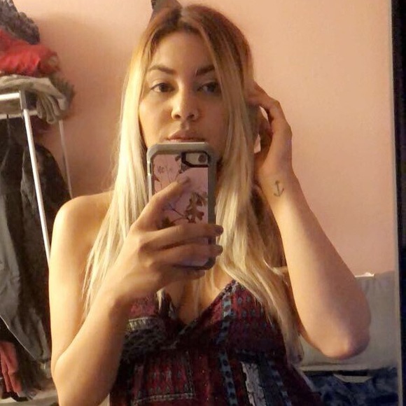 Profile Picture of Alex Hastings (@takenbywine408) on Poshmark