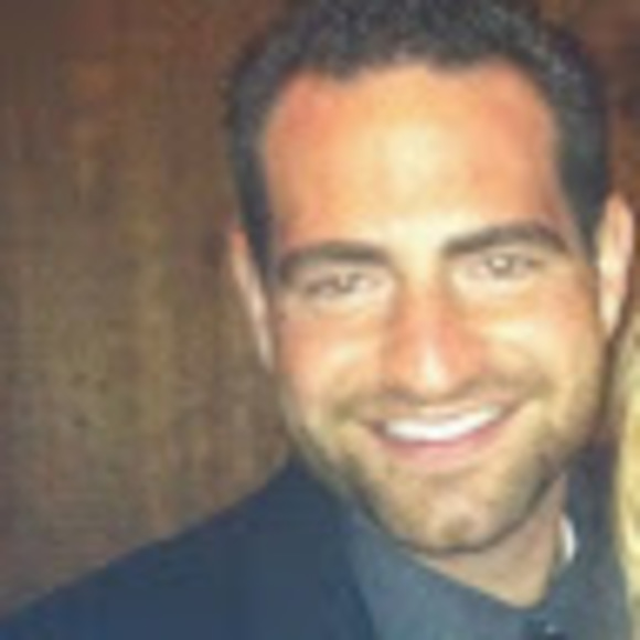 Profile Picture of Michael Piccolomini (@mmpiccolomini) on Poshmark