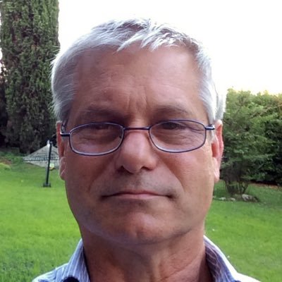 Profile Picture of Douglas McGuire (@douglasmcguire) on Twitter