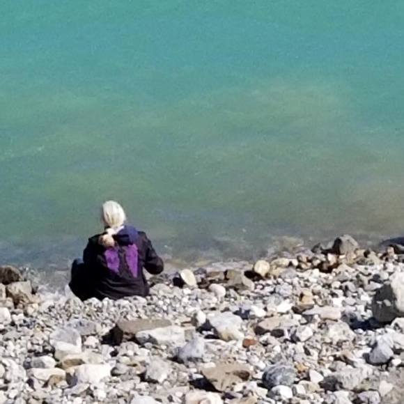 Profile Picture of Laura Pedersen (@laurapederse893) on Poshmark