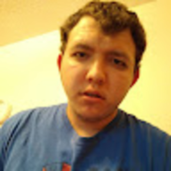 Profile Picture of David Thonus (@dathonus) on Poshmark