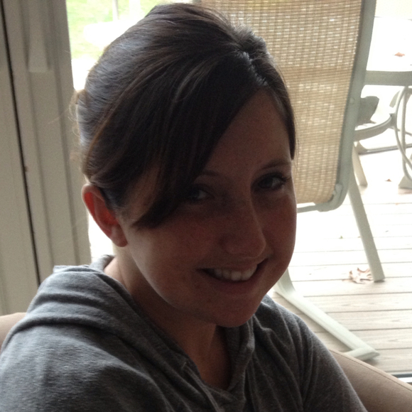 Profile Picture of Amy Bedrick (@amylee429) on Poshmark