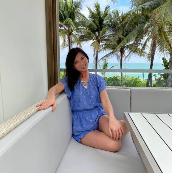 Profile Picture of Clara Yip (@clarayip) on Poshmark